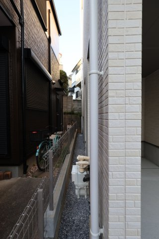 《仲介手数料無料》浦和区瀬ヶ崎４丁目22-10(全1戸)新築一戸建ての外観|撮影日 2025年10月30日 15:40 晴れ