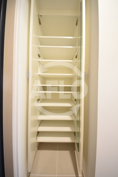 アーデン堺筋本町の収納|アーデン堺筋本町　シューズボックス