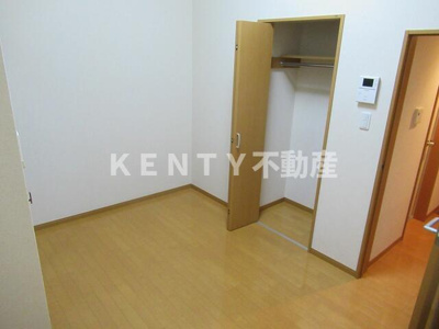 【居間・リビング】 | ベルデ鮫洲 | 居間です