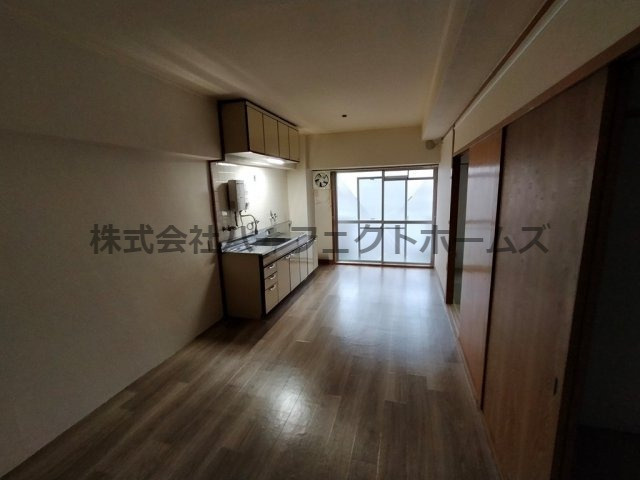 家具町ハイツの居間・リビング|おしゃれな居間です