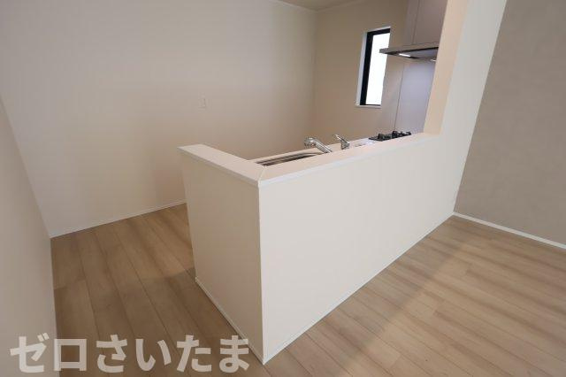 《仲介手数料無料》南区大字大谷口2707-1新築一戸建てハートフルタウンのキッチン|撮影日 2025年11月24日 11:50 晴れ