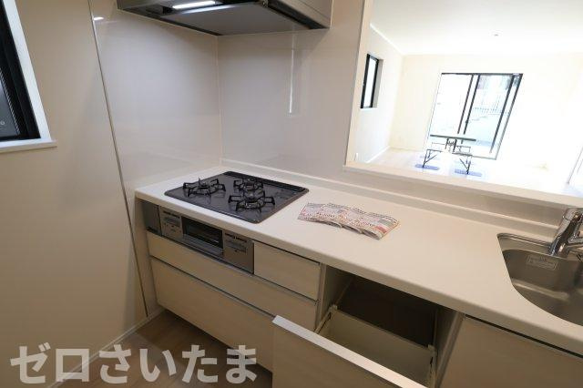 《仲介手数料無料》南区大字大谷口2707-1新築一戸建てハートフルタウンのキッチン|撮影日 2025年11月24日 11:50 晴れ