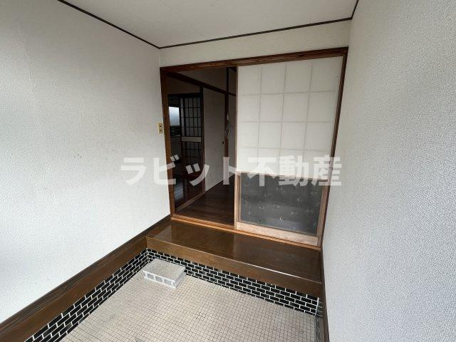 【玄関】 | 一万城貸家