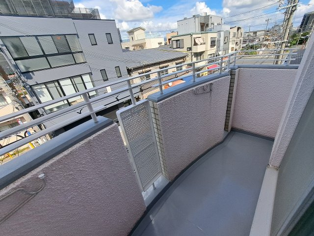 ブランアトリエのバルコニー