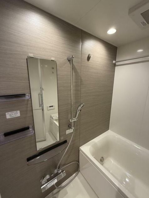 さいたま市浦和区常盤９丁目の賃貸マンションの浴室