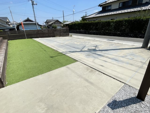 藤岡市神田　中古2680の駐車場
