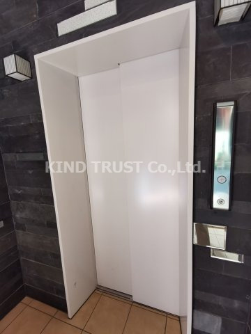 コルタ梅田の設備|エレベータです