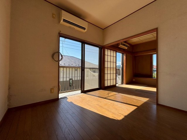 あきる野市引田　中古戸建　駅近！の洋室