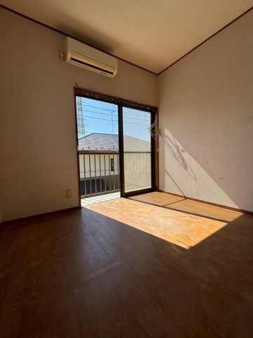 あきる野市引田　中古戸建　駅近！の洋室