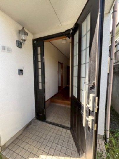 あきる野市引田　中古戸建　駅近！の玄関