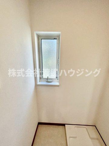 奥天神町１丁目一戸建のその他|窓