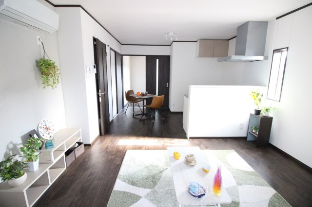 【居間・リビング】 | CAくるみ | ゆったり過ごせるリビングです