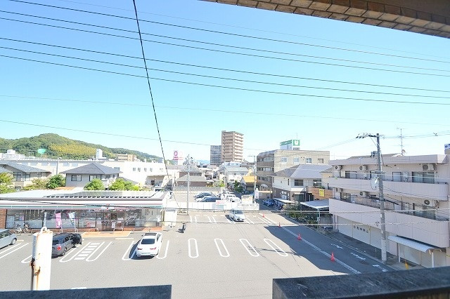 メゾンド・ウエストの展望