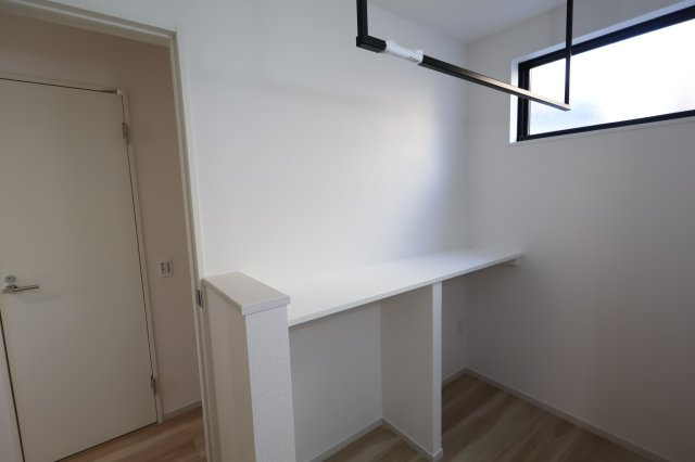 《仲介手数料無料》西区大字指扇2856-94新築一戸建てLIGAREのランドリースペース|撮影日 2025年12月5日 11:00 晴れ