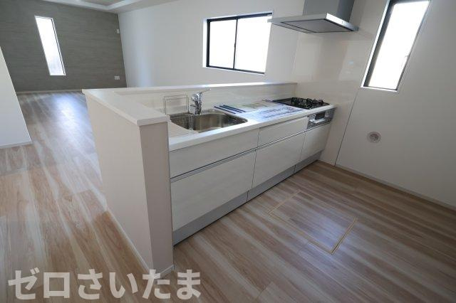 《仲介手数料無料》西区大字指扇2856-94新築一戸建てLIGAREのキッチン|撮影日 2025年12月5日 11:00 晴れ