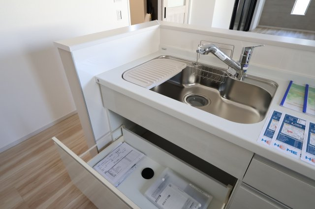 《仲介手数料無料》西区大字指扇2856-94新築一戸建てLIGAREのキッチン|撮影日 2025年12月5日 11:00 晴れ