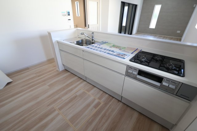 《仲介手数料無料》西区大字指扇2856-94新築一戸建てLIGAREのキッチン|撮影日 2025年12月5日 11:00 晴れ