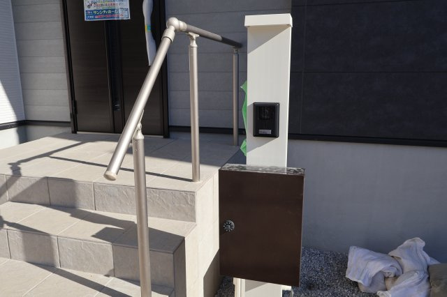 《仲介手数料無料》西区大字指扇2856-94新築一戸建てLIGAREのセキュリティ|撮影日 2025年12月5日 11:00 晴れ