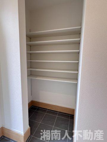 鎌倉市岩瀬１５４９新築戸建ての収納|こまごまとしたものを収納できそうですね