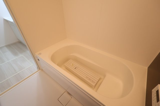 《仲介手数料無料》西区大字指扇2856-94新築一戸建てLIGAREの浴室|撮影日 2025年12月5日 11:00 晴れ