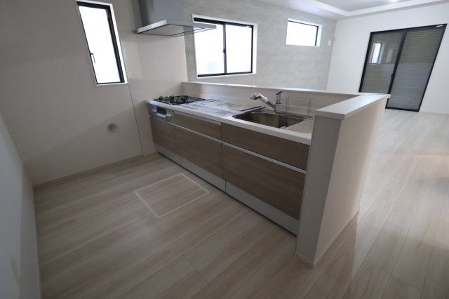 《仲介手数料無料》西区大字指扇2856-94新築一戸建てLIGAREのキッチン|撮影日 2025年12月5日 11:00 晴れ