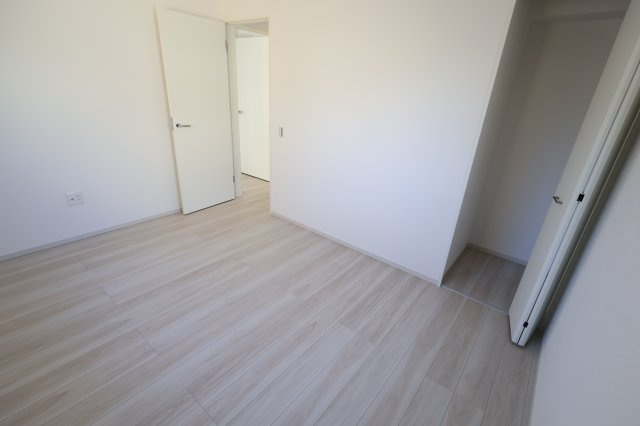 《仲介手数料無料》西区大字指扇2856-94新築一戸建てLIGAREの洋室|撮影日 2025年12月5日 11:00 晴れ