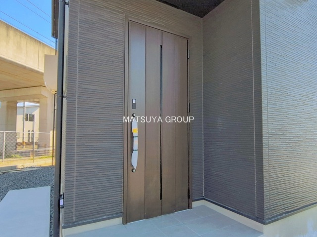 【前面道路含む現地写真】の画像