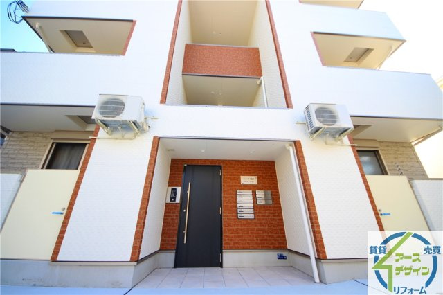 ウィングス垂水のエントランス