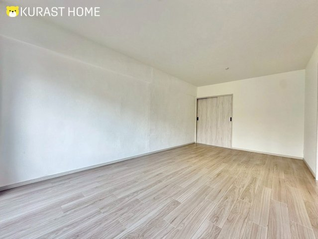 九条住宅C棟　1階の洋室