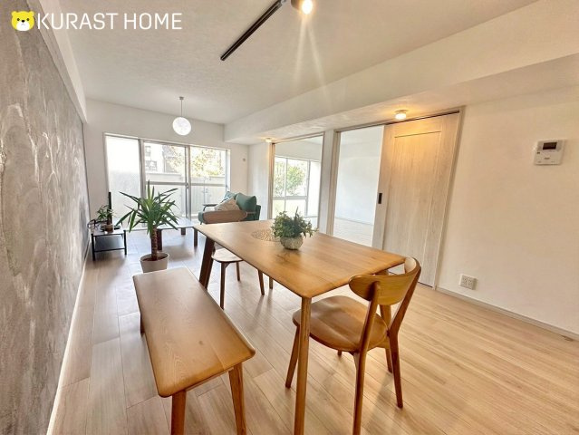 九条住宅C棟　1階の居間・リビング