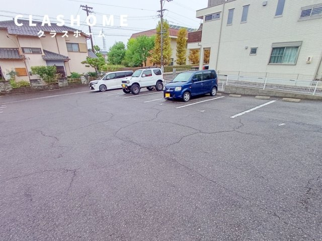 ファミーユ住吉　　刈谷市の賃貸ならクラスホーム刈谷店の駐車場
