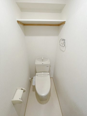 【トイレ】 | YOU'SⅢ番館 | ウォシュレット付きの清潔感のあるトイレです