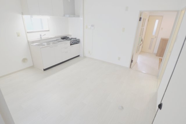 コーポ川本の居間・リビング