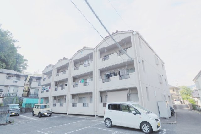 コーポ川本の外観