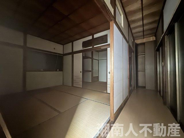 鎌倉市大町６丁目戸建ての和室|和室ならではの温かな和の空間で寛ぎの時間を過ごせます
