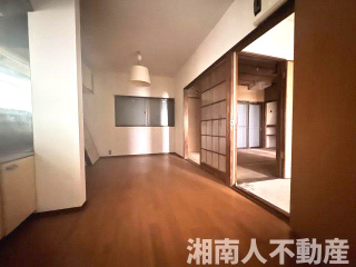 鎌倉市大町６丁目戸建てのダイニング