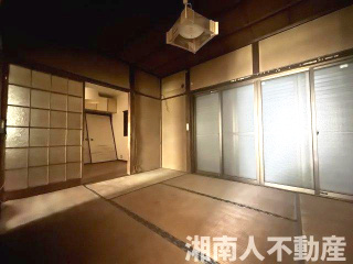 鎌倉市大町６丁目戸建ての和室|畳の上でゆっくりとくつろげる和室です