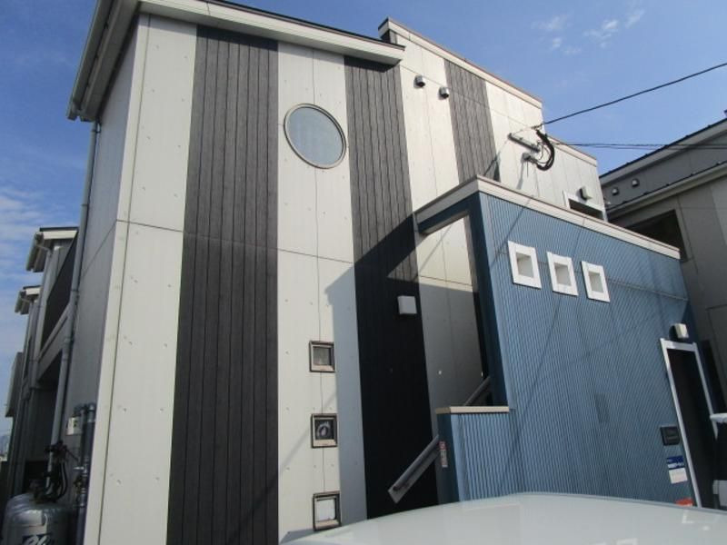 クレフラスト空港北B棟