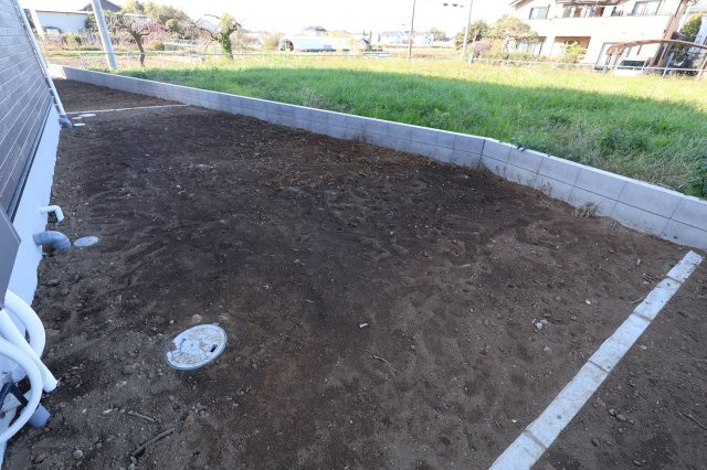 《仲介手数料無料》西区大字飯田新田614(2号棟)新築一戸建てクレイドルガーデンの庭|撮影日 2025年12月1日 14:00 晴れ