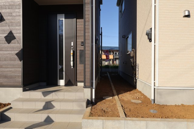 《仲介手数料無料》西区大字飯田新田614(2号棟)新築一戸建てクレイドルガーデンの外観|撮影日 2025年12月1日 14:00 晴れ