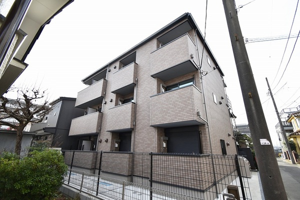 小平市美園町１丁目のアパートの外観