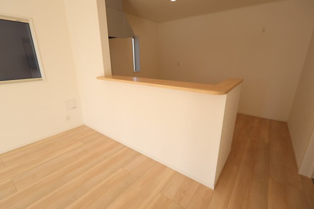 《仲介手数料無料》西区大字飯田新田614(3号棟)新築一戸建てクレイドルガーデンのキッチン|撮影日 2025年12月1日 14:20 晴れ