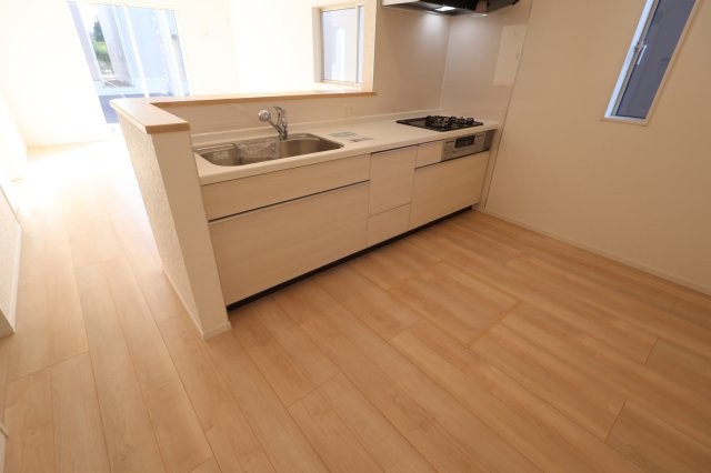 《仲介手数料無料》西区大字飯田新田614(3号棟)新築一戸建てクレイドルガーデンのキッチン|撮影日 2025年12月1日 14:20 晴れ