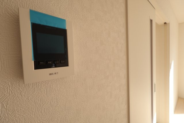 《仲介手数料無料》西区大字飯田新田614(3号棟)新築一戸建てクレイドルガーデンのセキュリティ|撮影日 2025年12月1日 14:20 晴れ