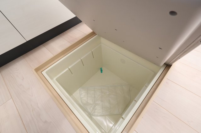 《仲介手数料無料》西区大字飯田新田614(4号棟)新築一戸建てクレイドルガーデンのキッチン|撮影日 2025年12月1日 14:30 晴れ