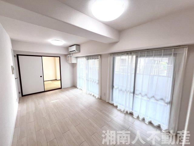 サーパス藤沢湘南台第2の居間・リビング|ゆったり過ごせる居間です