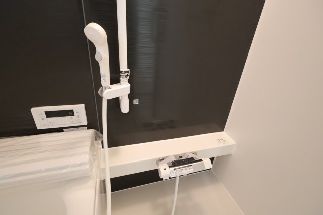 《仲介手数料無料》西区大字飯田新田614新築一戸建てクレイドルガーデンの浴室|撮影日 2025年12月1日 15:00 晴れ