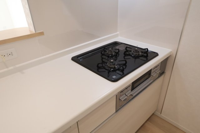 《仲介手数料無料》西区大字飯田新田614新築一戸建てクレイドルガーデンのキッチン|撮影日 2025年12月1日 15:00 晴れ