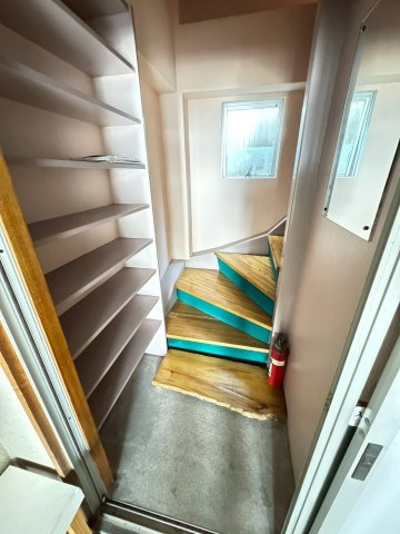 蓮都家（レントハウス）の玄関