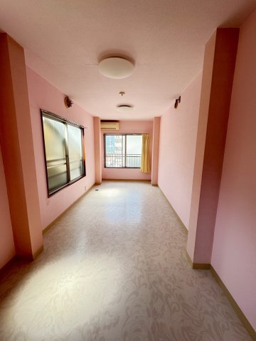 蓮都家（レントハウス）の居間・リビング